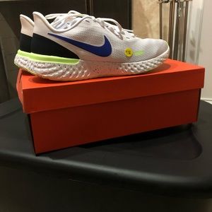 Nike Revolution 5 Size 10 Men Shoes